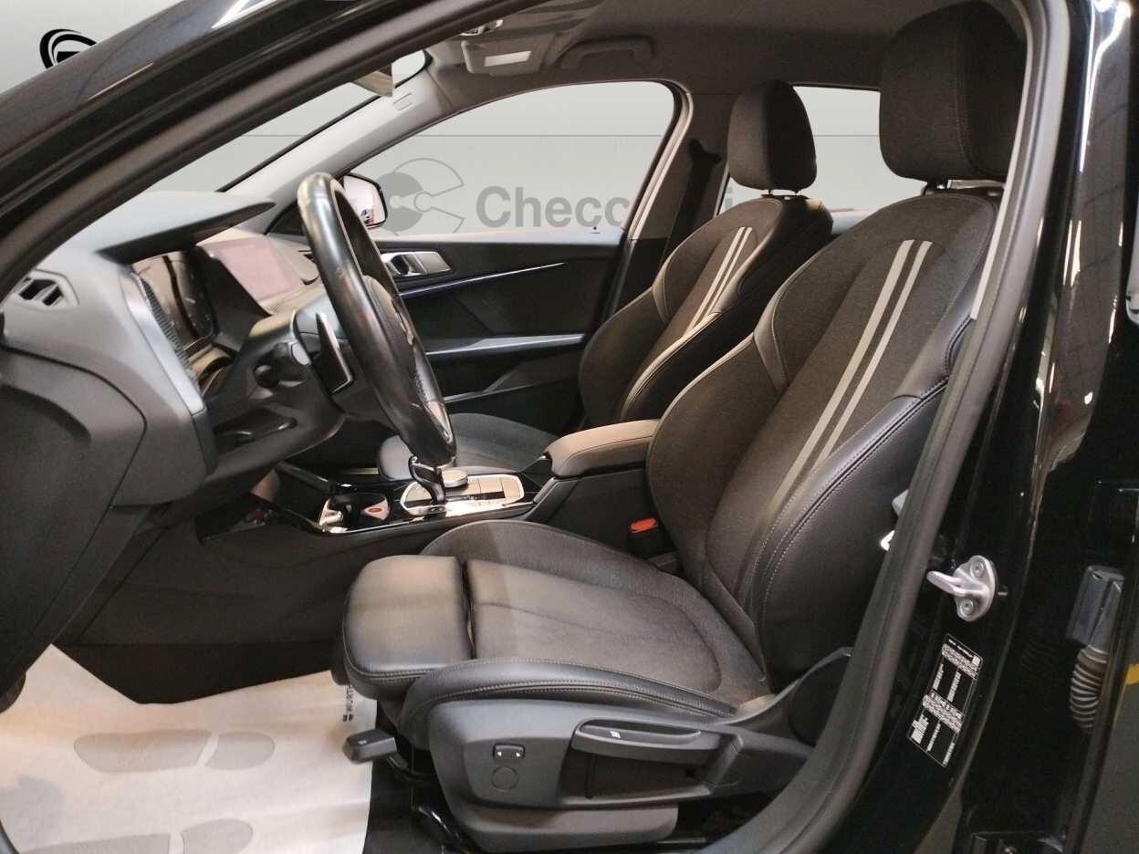 BMW 118 d Serie 1 F40 Sport auto
