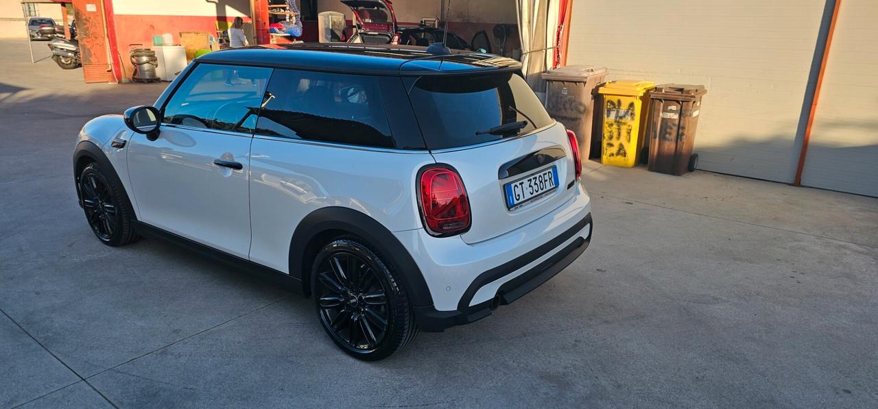 Mini 1.5 Cooper Camden Edition Plus Automatica