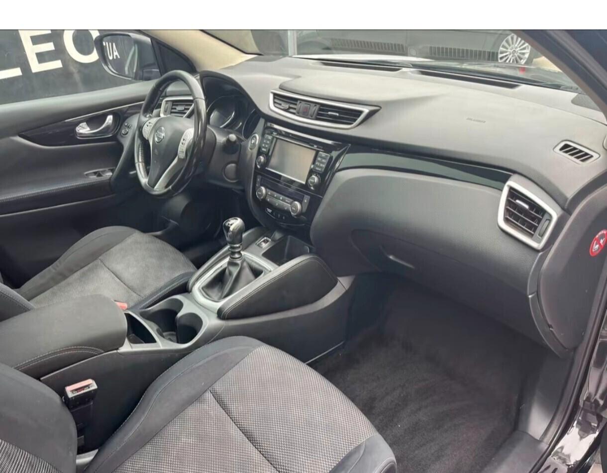 Nissan Qashqai 1.5 dCi 110 CV TETTO PANORAMICO