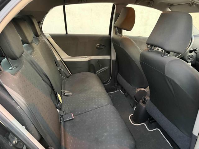 TOYOTA Yaris 1.0 5p Now senza nessun lavoro da fare