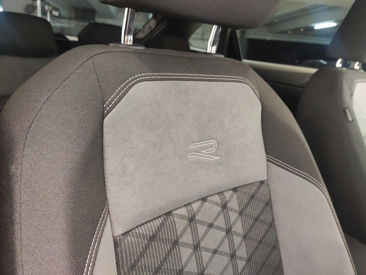 Volkswagen Taigo 1.0 TSI 115 CV R-Line