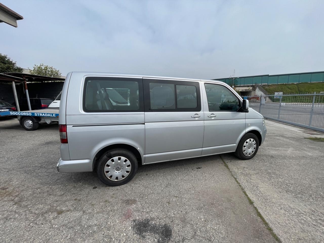 Volkswagen Transporter 2.5 TDI/130CV PC-TM Kombi