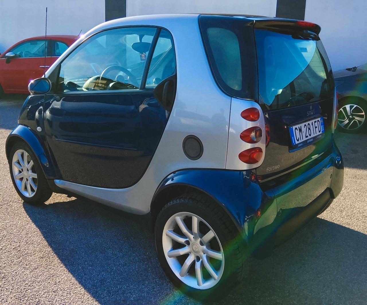 Smart ForTwo 700 coupé passion (45 kW)