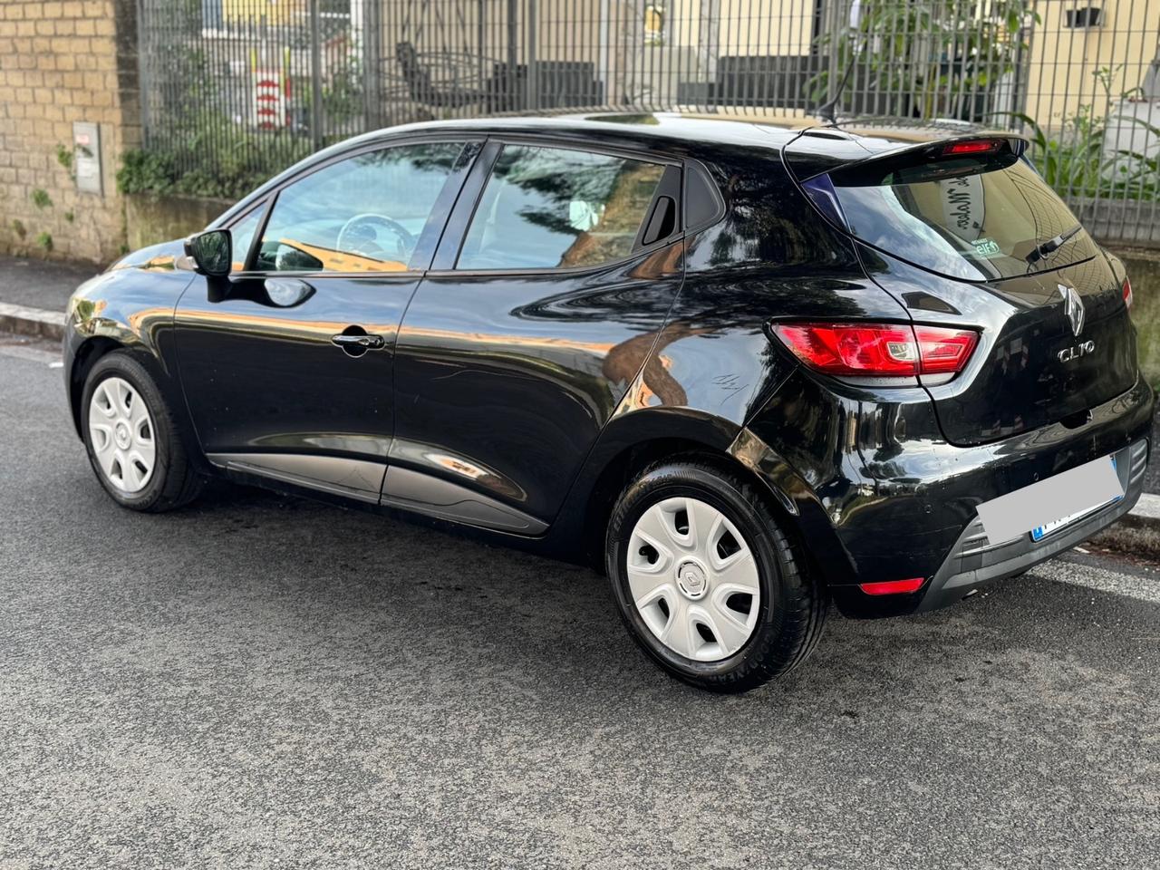 Renault Clio 1.2 75CV 5 porte Intens