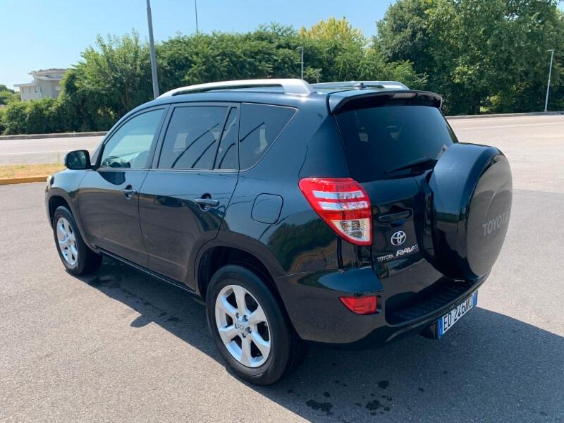 TOYOTA RAV4 3ª serie RAV4 2.2 D-4D 150 CV DPF ...