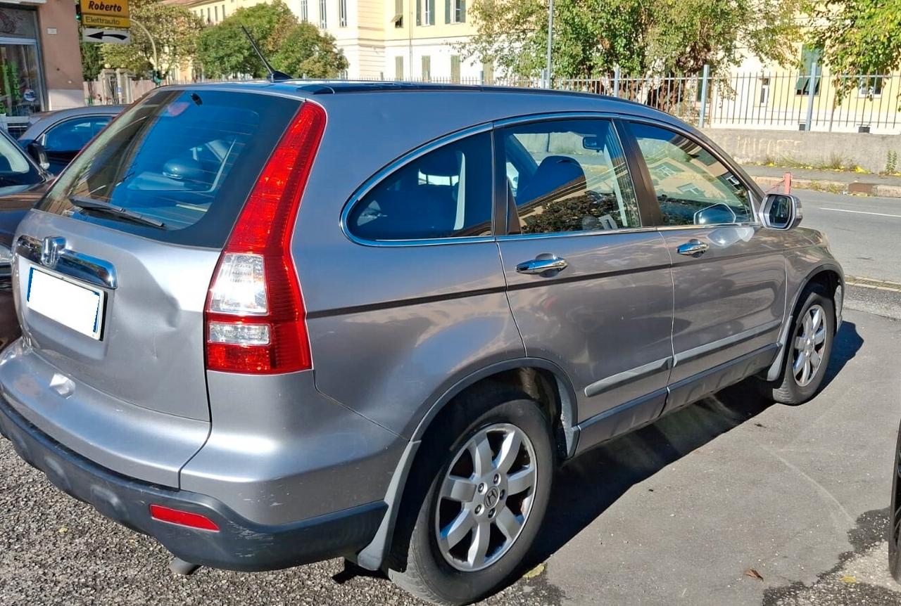 Honda CR-V 2.2 i-CTDi 16V Advance DPF