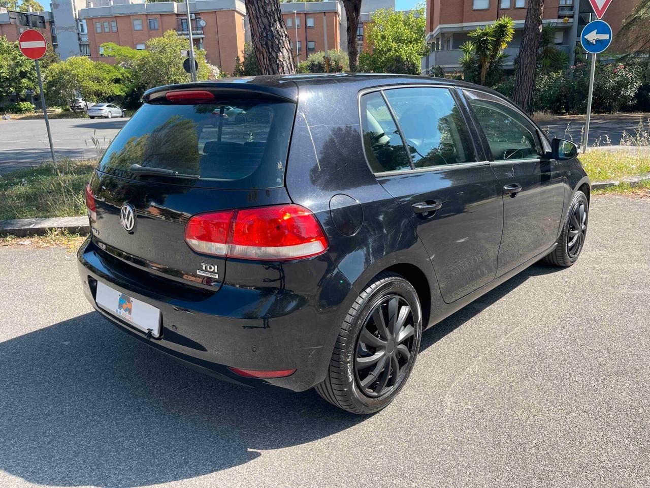 Volkswagen Golf 1.6 TDI Comfortline NEOPATENTATI DITRIBUZIONE OK GOMME NUOVE GARANZIA 12 MESI
