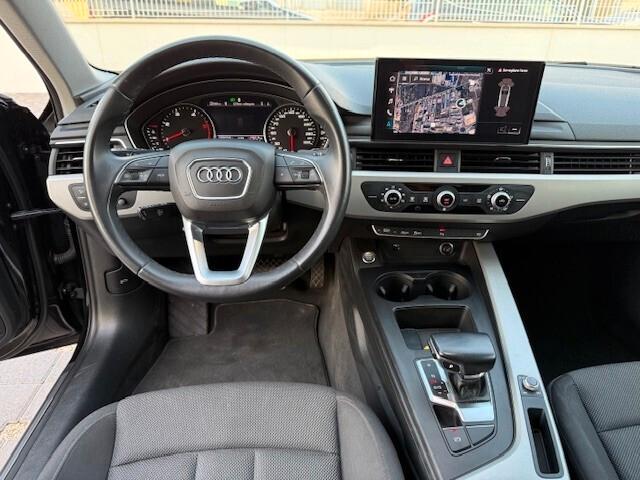 Audi A4 Avant 30 TDI/136 CV S tronic Business 2022
