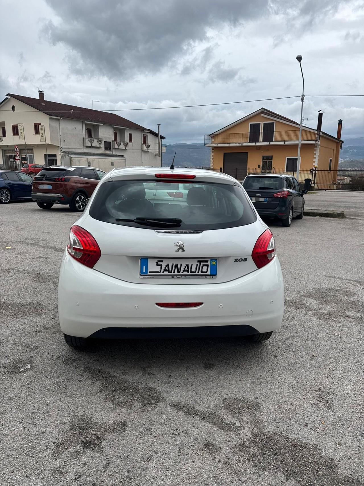 Peugeot 208 1.4 HDi 68 CV 5 porte Allure Garanzia