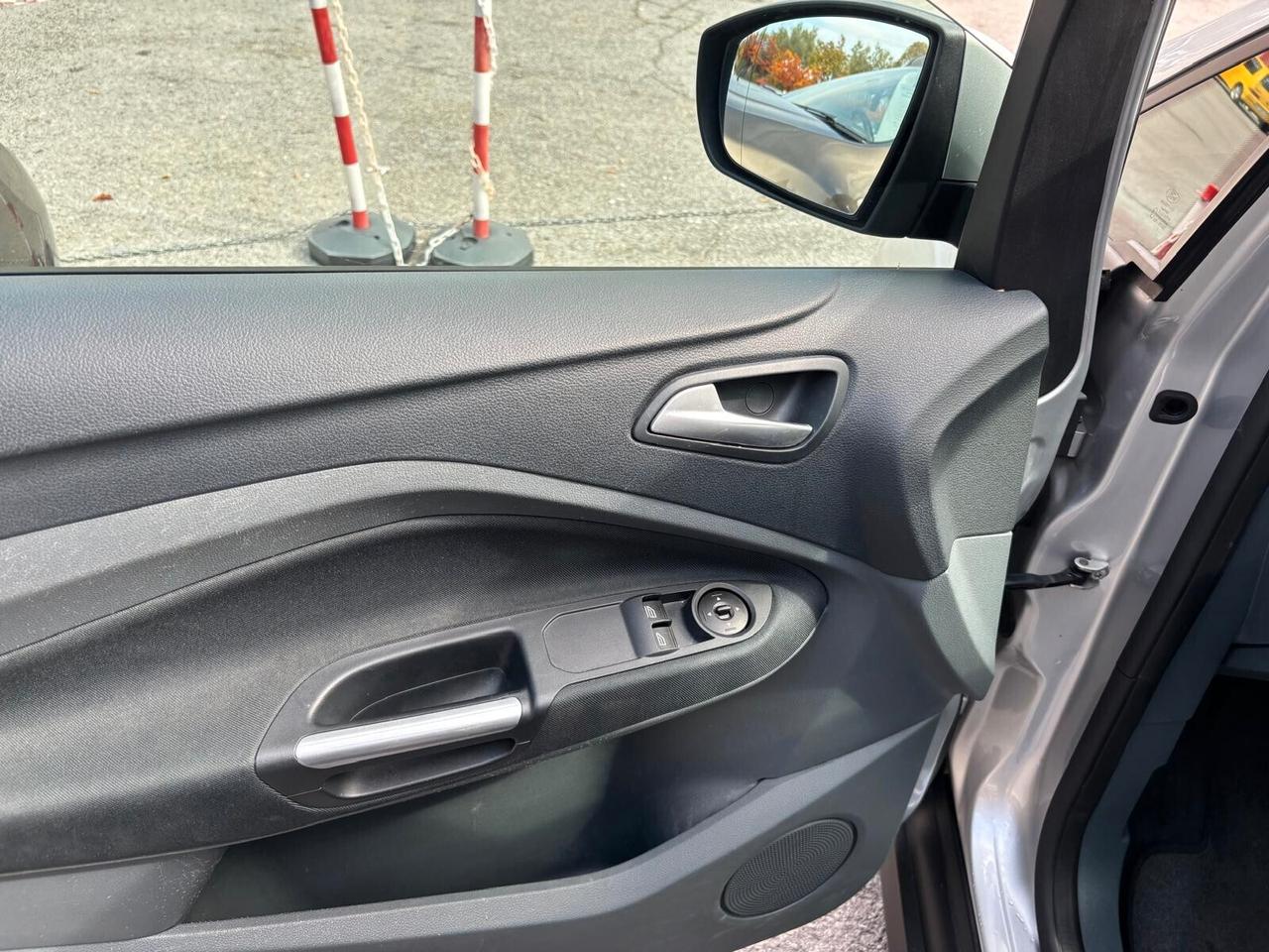 Ford C-Max 1.6 TDCi 115CV Powershift Plus