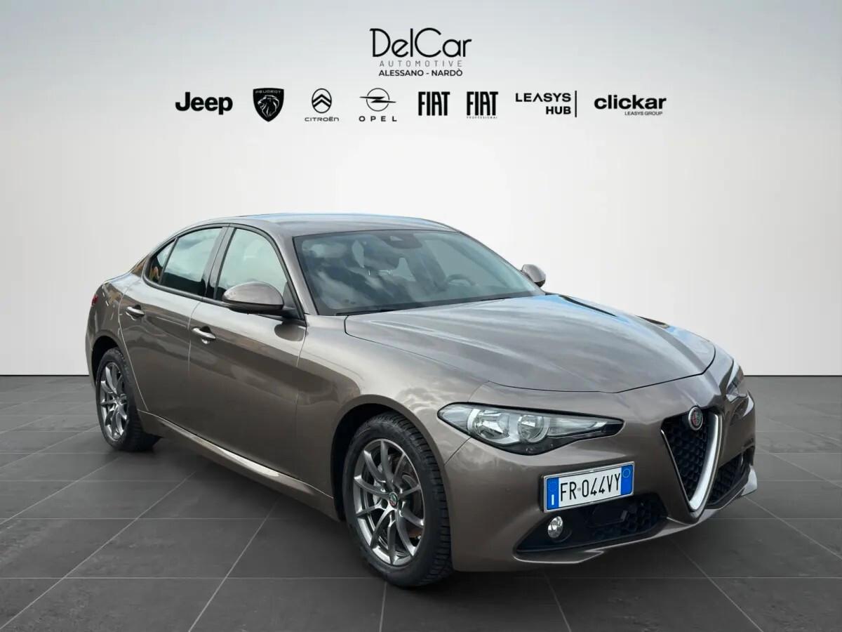 Alfa Romeo Giulia 2.2 Turbodiesel 180 CV Super