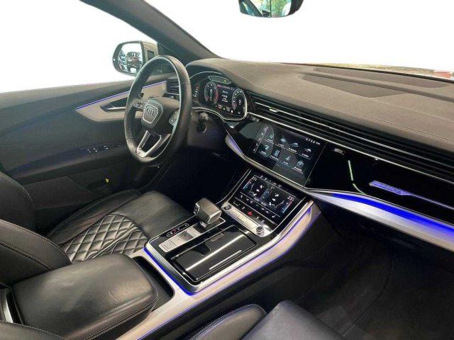 AUDI Q8 45 TDI quattro tiptronic Sport