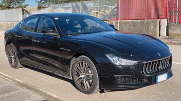 Maserati Ghibli V6 Diesel 275 CV Nerissimo Edition