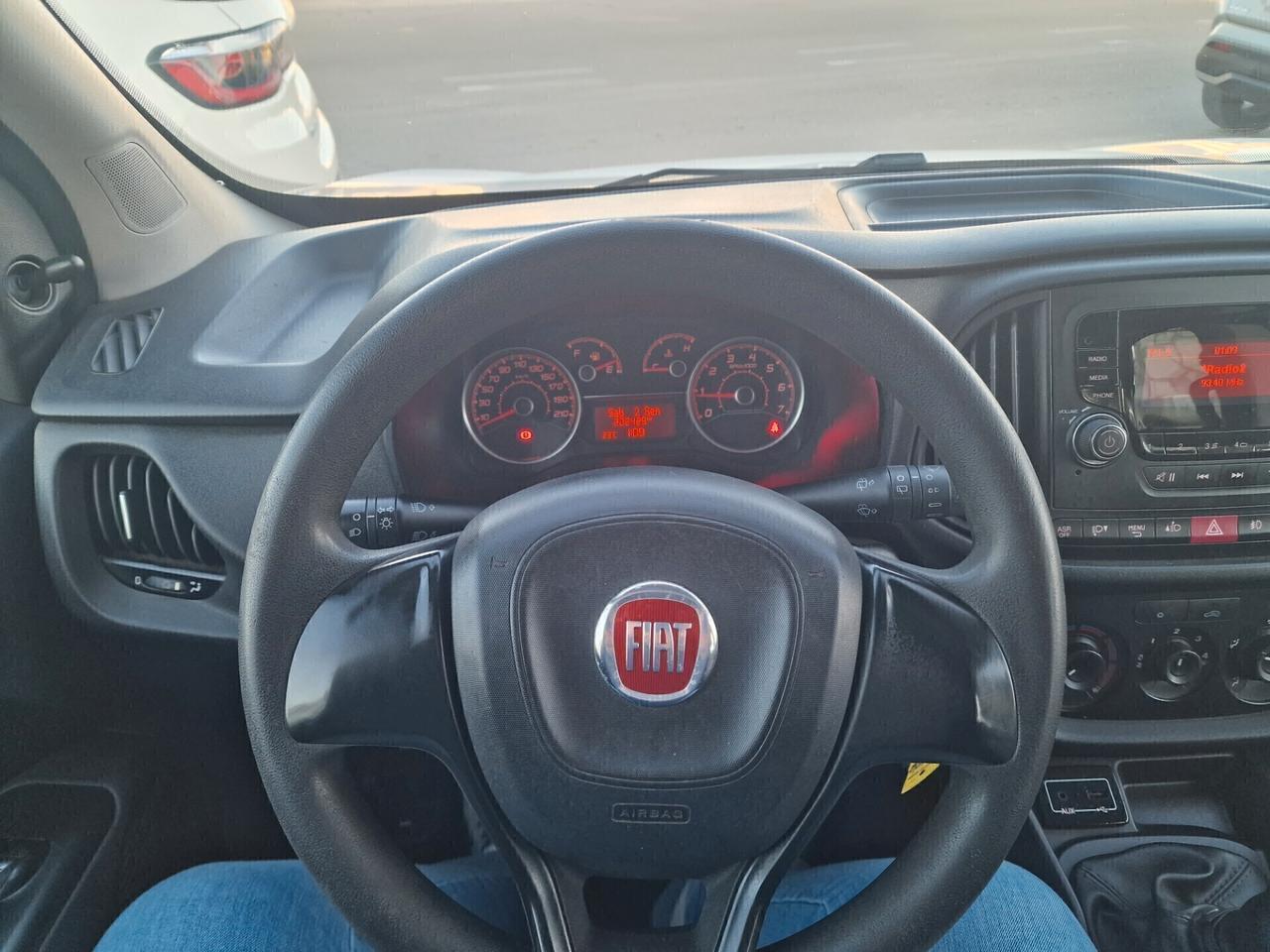 Fiat Doblò 1.3 MJT 95CV 10/2018 5 POSTI