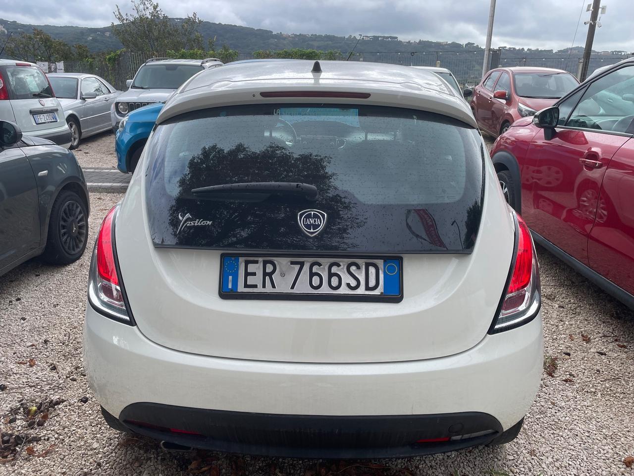 Lancia Ypsilon 1.2 69 CV 5 porte GPL Ecochic Platinum