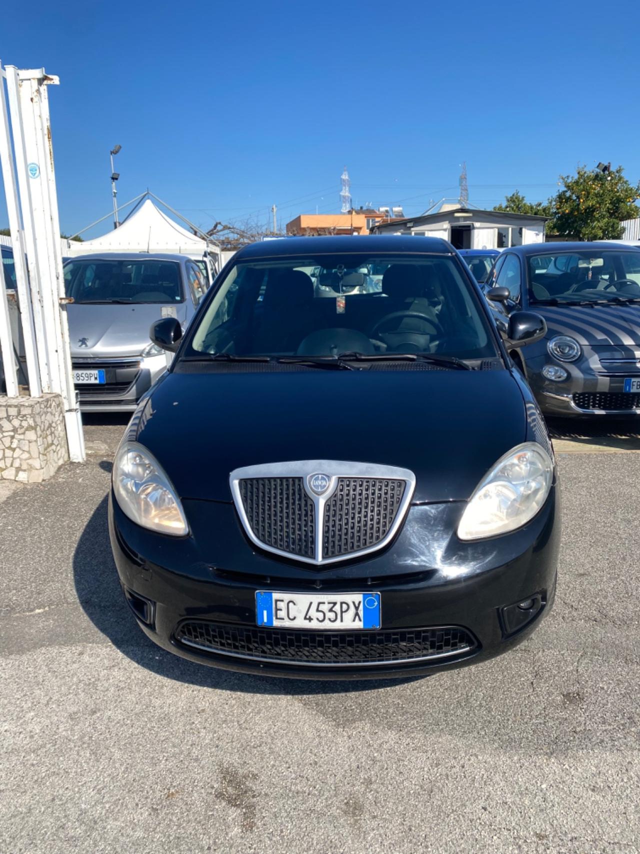 Lancia Ypsilon 1.2 Diva