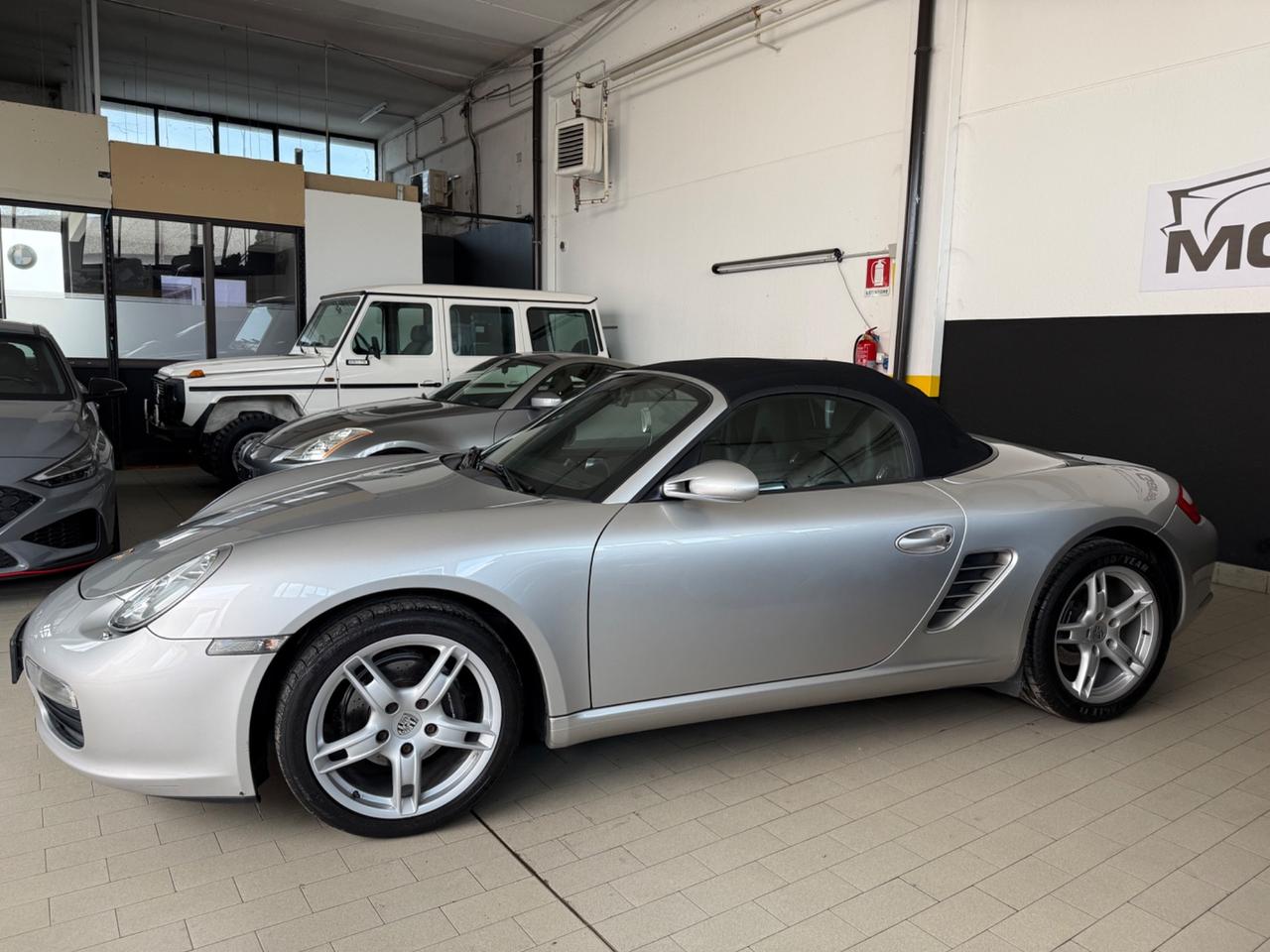 Porsche Boxster 2.7i 24V cat asi- service book