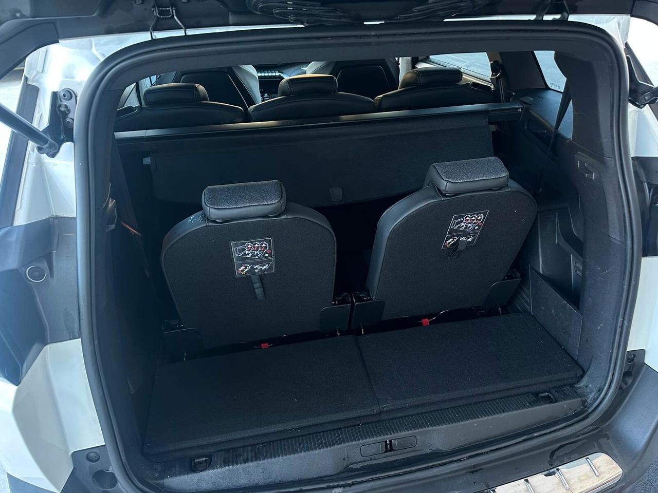 Peugeot 5008 BlueHDi 130 S&S EAT8 Allure Pack - 7 Posti