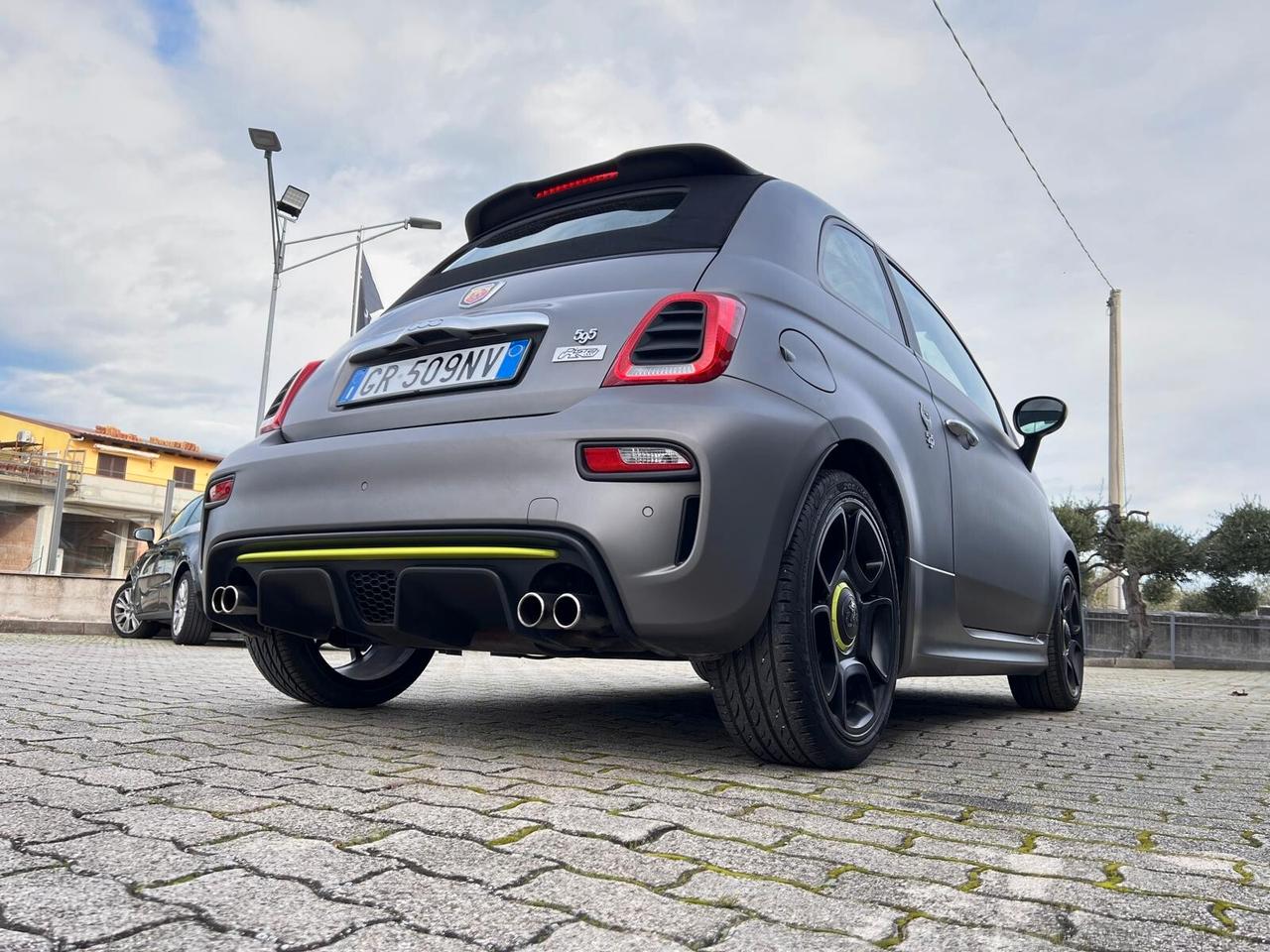 Abarth 595 1.4 Turbo T-Jet 160 CV Pista Cabrio