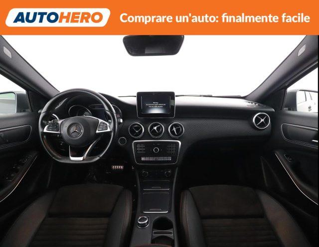 MERCEDES-BENZ A 180 d Automatic Premium