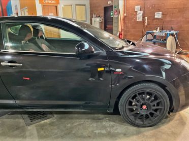 Alfa Romeo MiTo 1.4 T 120 CV Distinctive Sport Pack