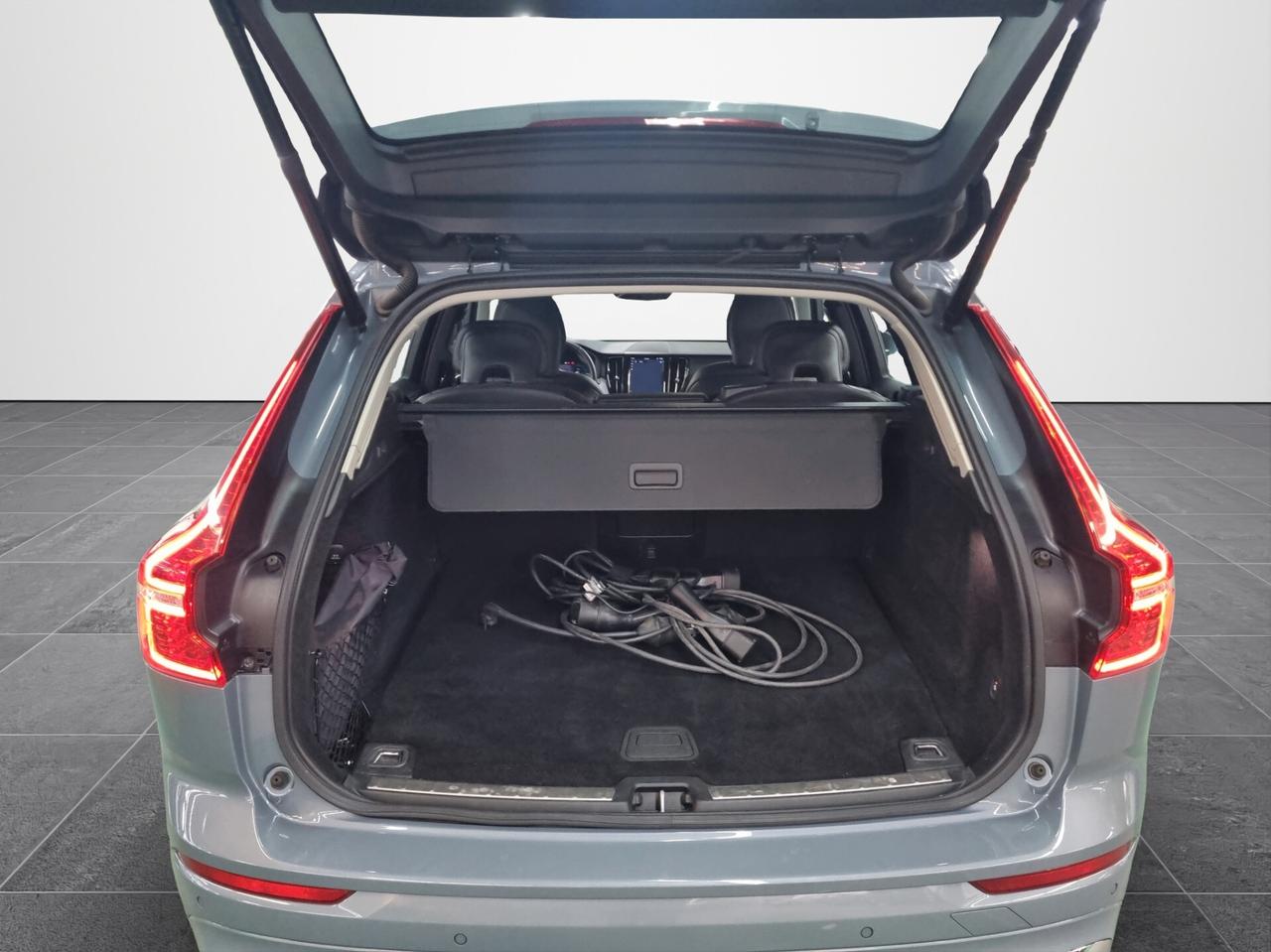 Volvo XC 60 T6 Recharge Plug-in Hybrid AWD Inscription Expression