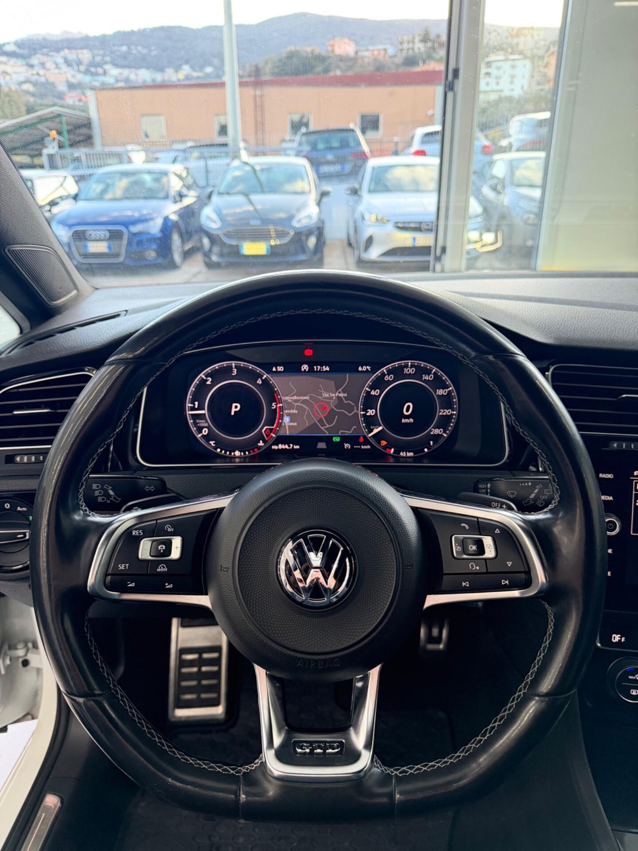 VW GOLF 7.5 GTD 2.0 TDI DSG 5p. FINANZIABILE