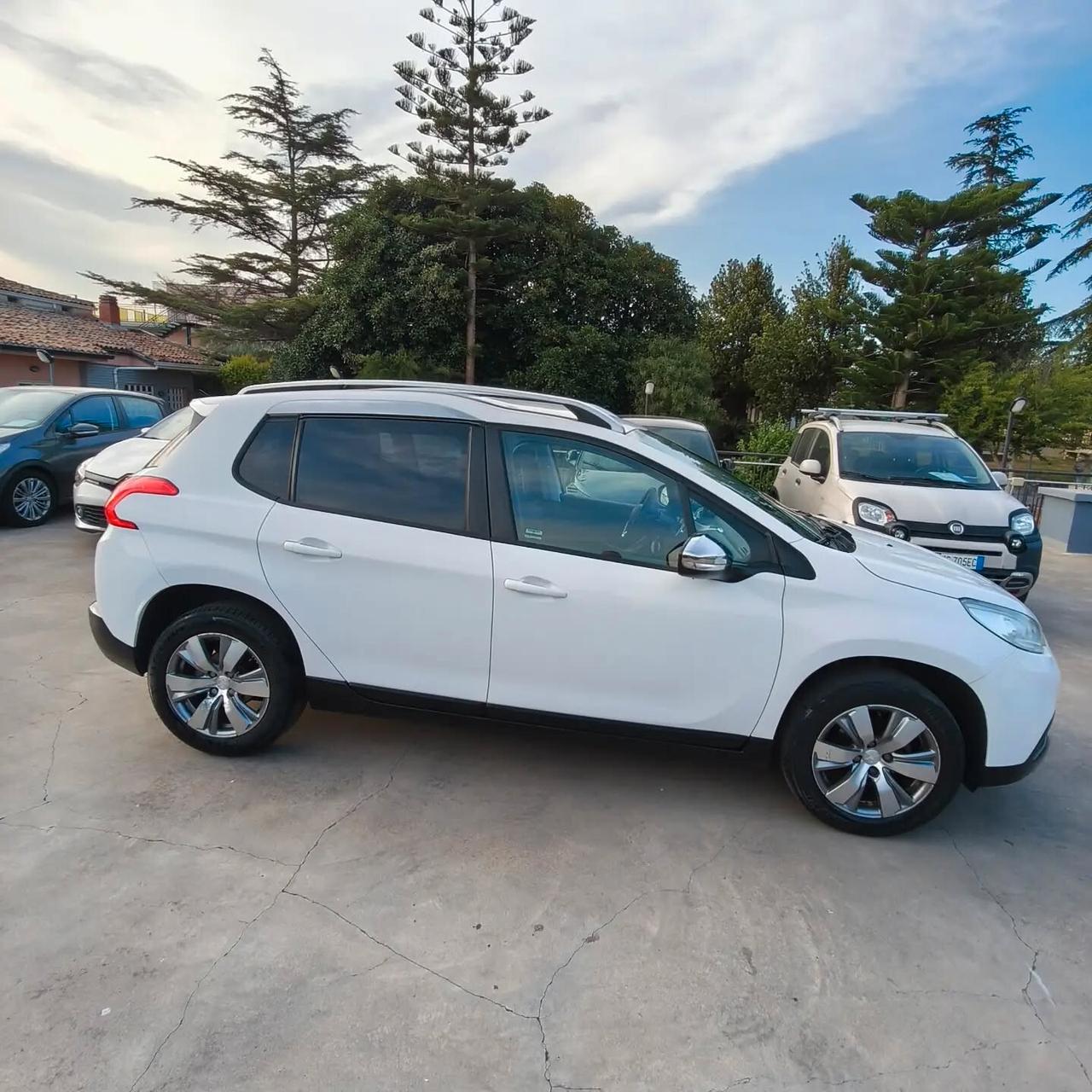 Peugeot 2008 1.6 e-HDi 92 CV 2014
