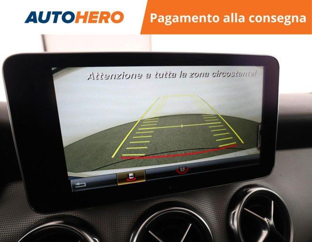 MERCEDES-BENZ GLA 180 d Automatic Business