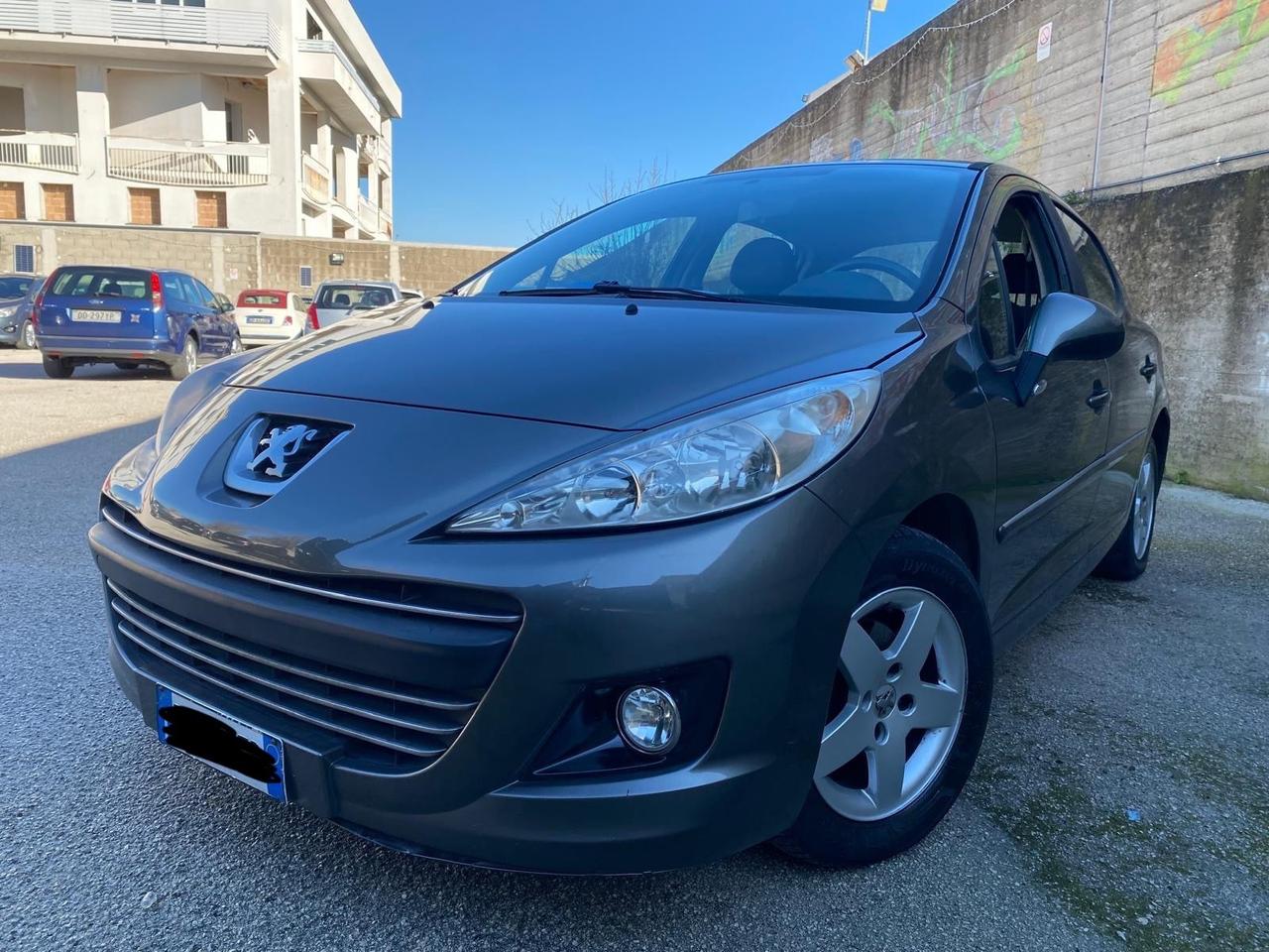 Peugeot 207 1.4 HDi 70CV anno 2011