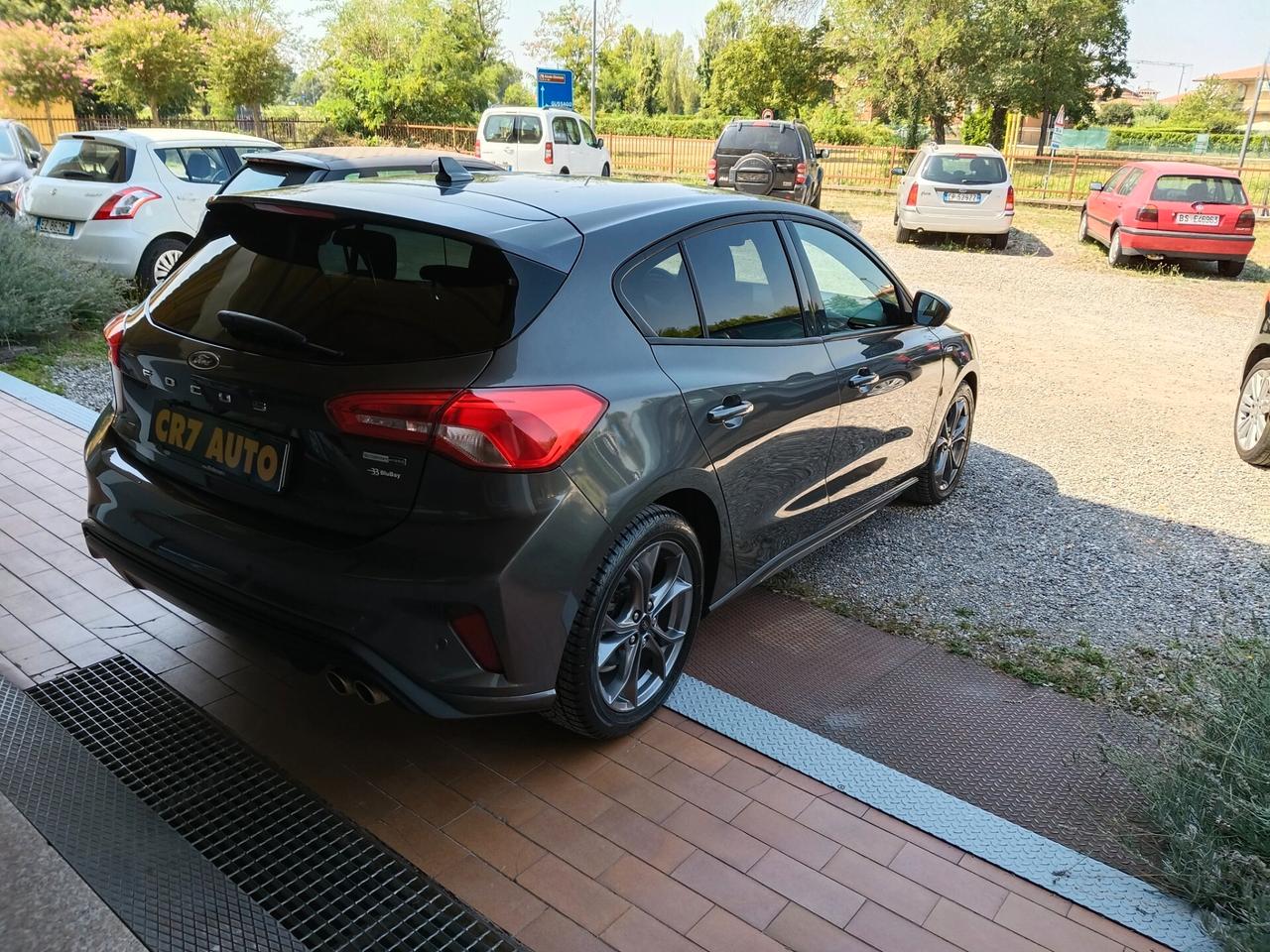Ford Focus 1.0 EcoBoost Hybrid 125 CV 5p. ST-Line