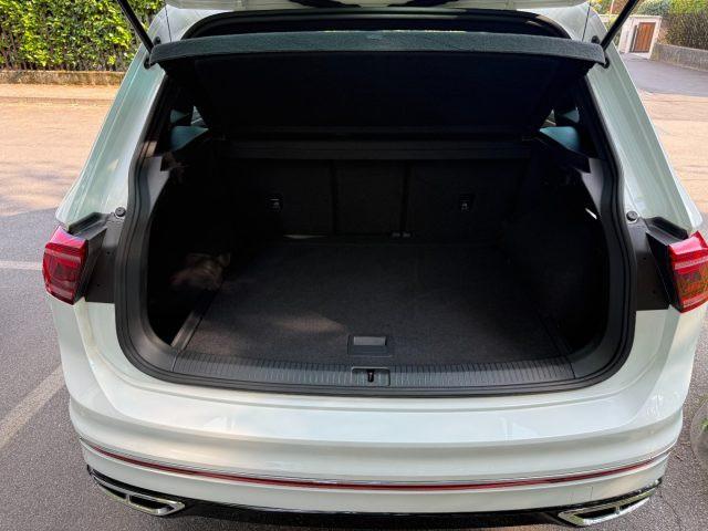 VOLKSWAGEN Tiguan 2.0 TDI 150 CV SCR DSG R-Line 4 MOTION