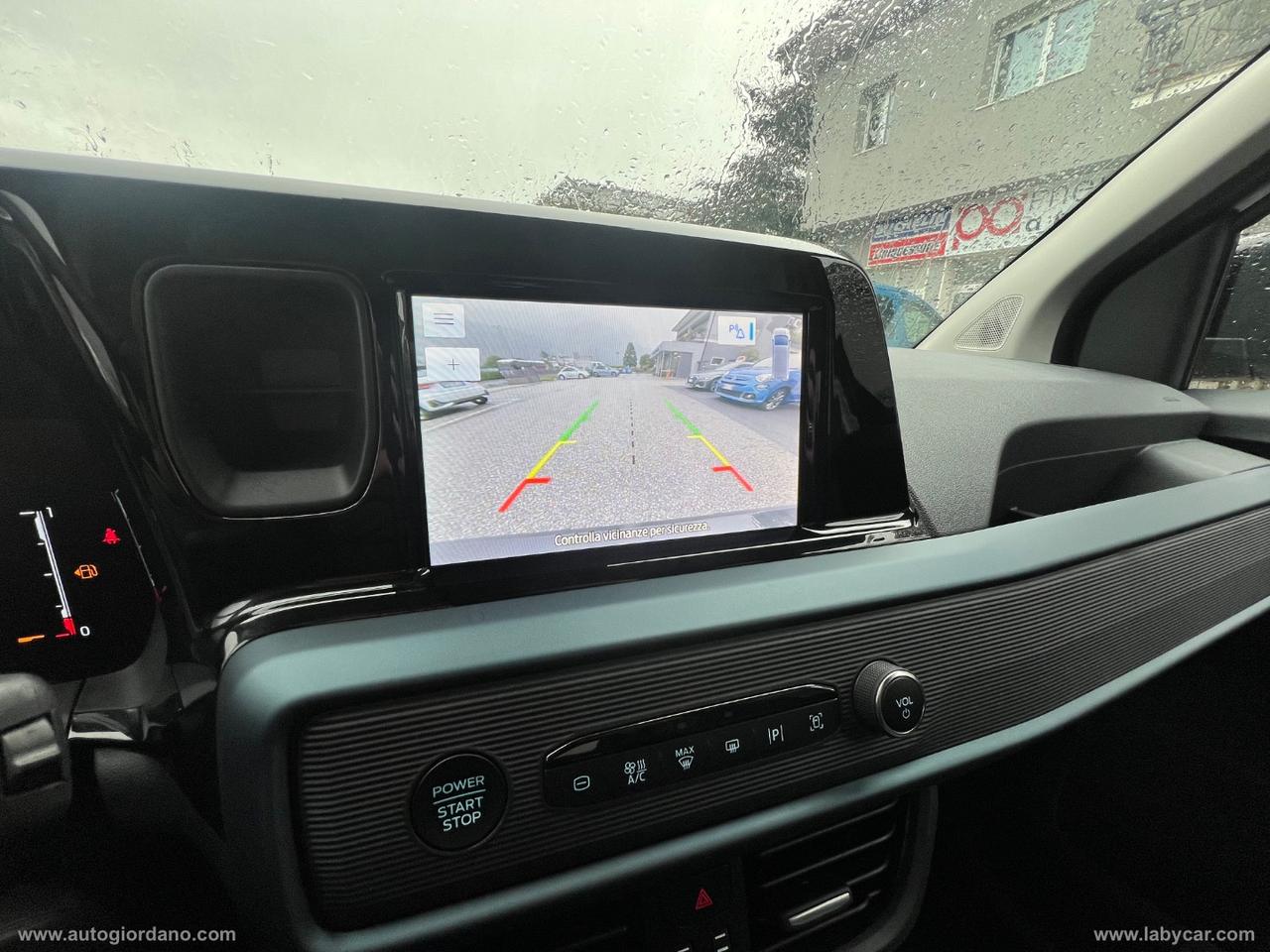 FORD Tourneo Courier 1.0 EcoBoost Pow. Active