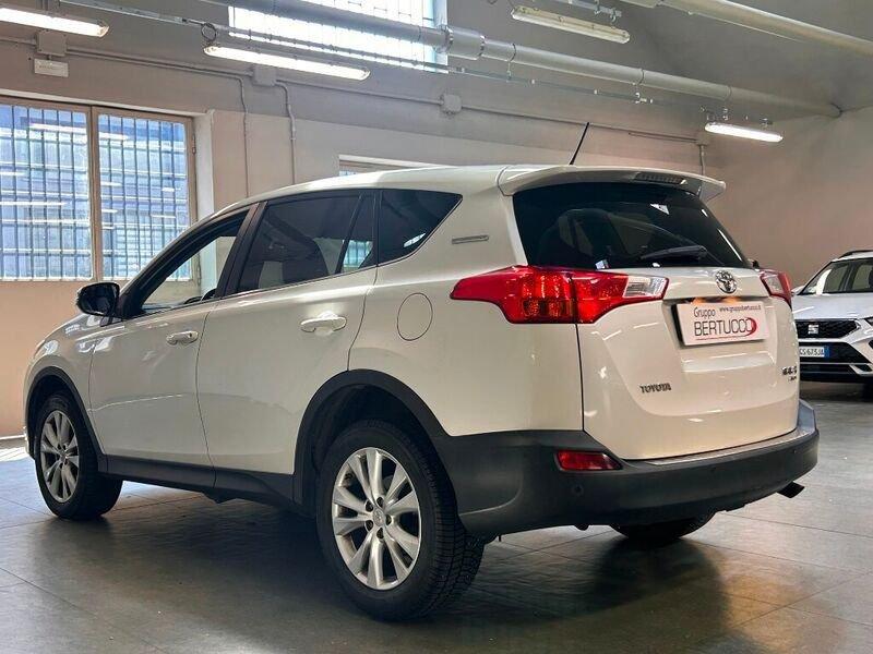 Toyota RAV4 2.0 D-4D 4WD Lounge