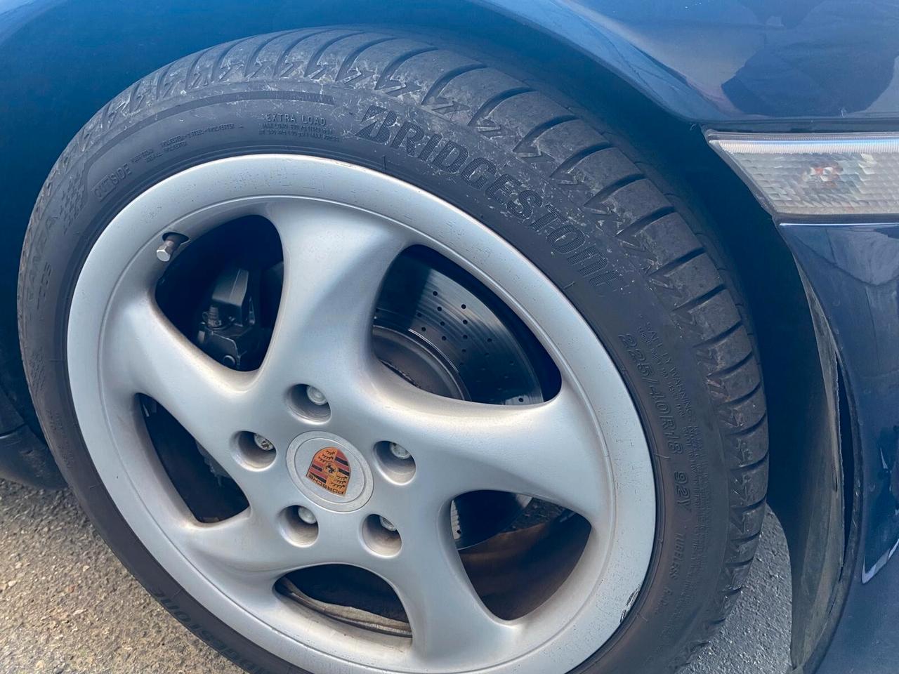 Porsche 996 CARRERA 911 CABRIO