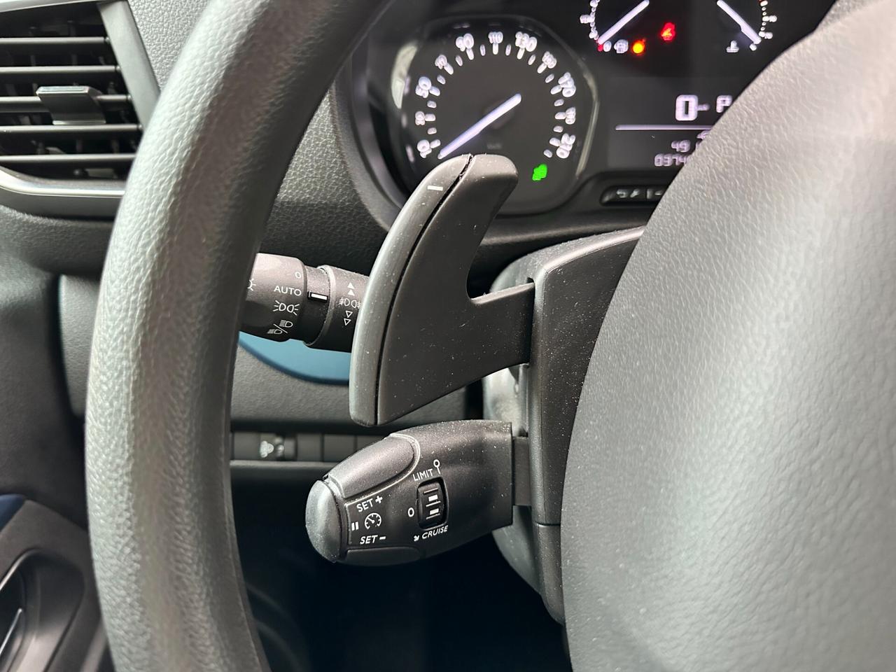 Peugeot Traveller BlueHDi 120 S&amp;amp;S Standard Business, 8 posti, automatico
