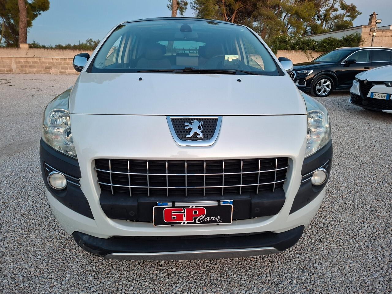 PEUGEOT 3008 ALLURE 1.6 HDI 112cv *TETTO-GANCIO TRAINO*
