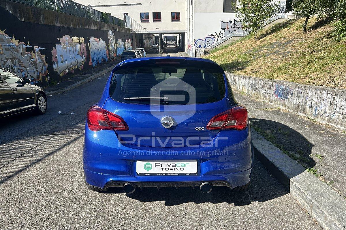 OPEL Corsa 1.6 Turbo Coupé OPC