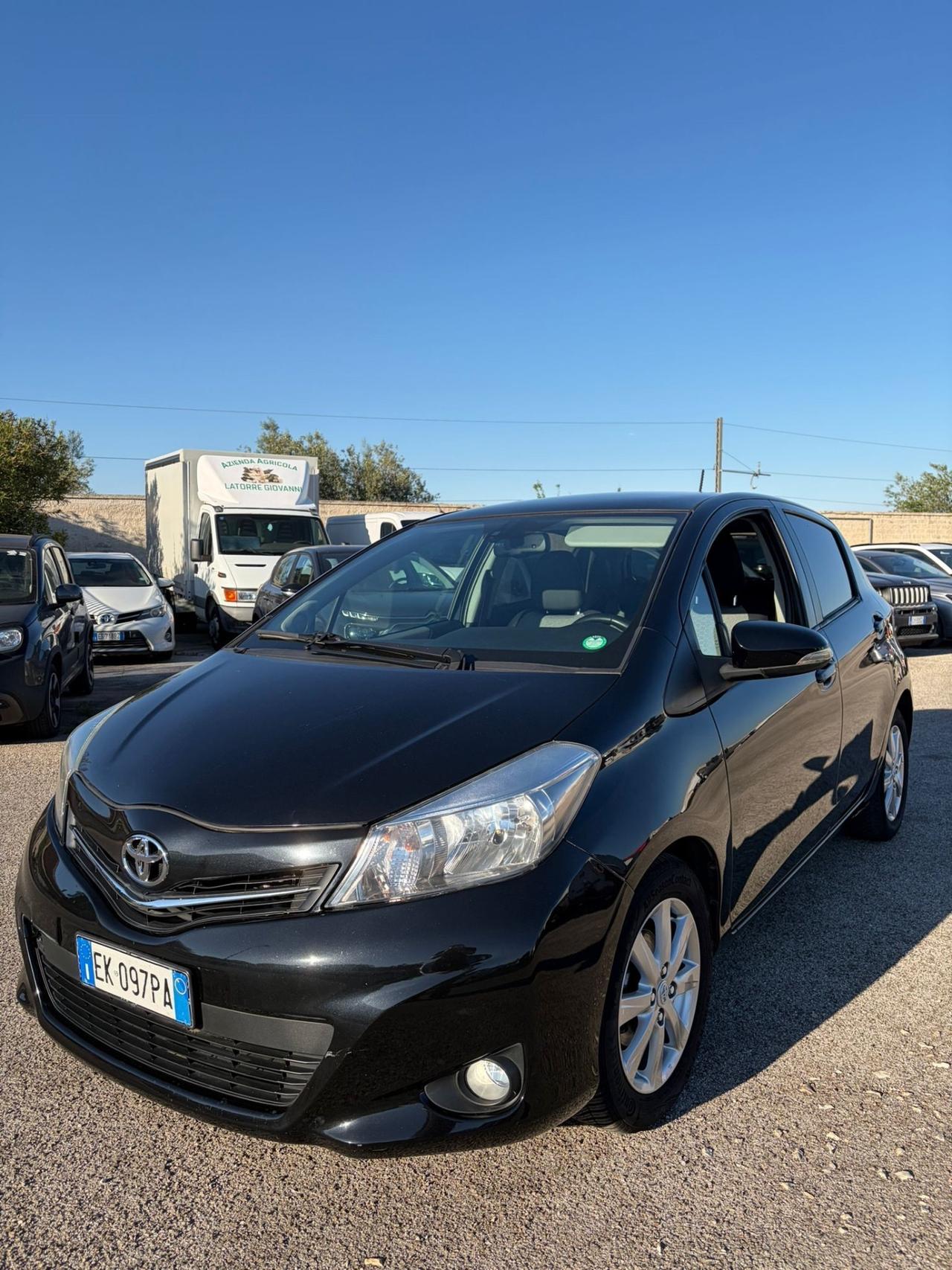 Toyota Yaris 1.4 D-4D 5 porte Lounge M-MT