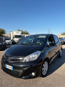 Toyota Yaris 1.4 D-4D 5 porte Lounge M-MT