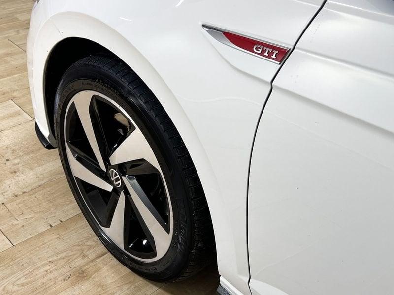 Volkswagen Polo GTI 2.0 TSI GTI DSG