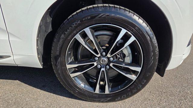 VOLVO XC60 T6 Recharge Plug-in Hybrid AWD Inscription PERMUTE