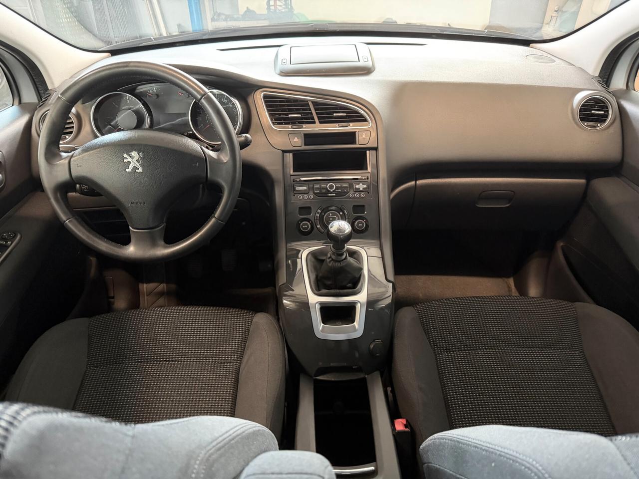 Peugeot 5008 Business 7 POSTI