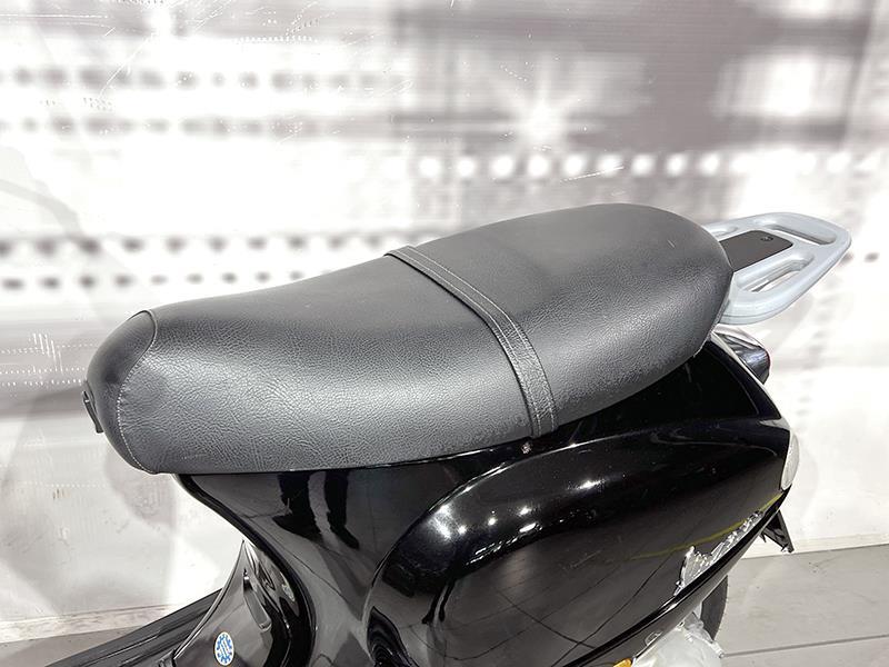 Piaggio Vespa ET4 150