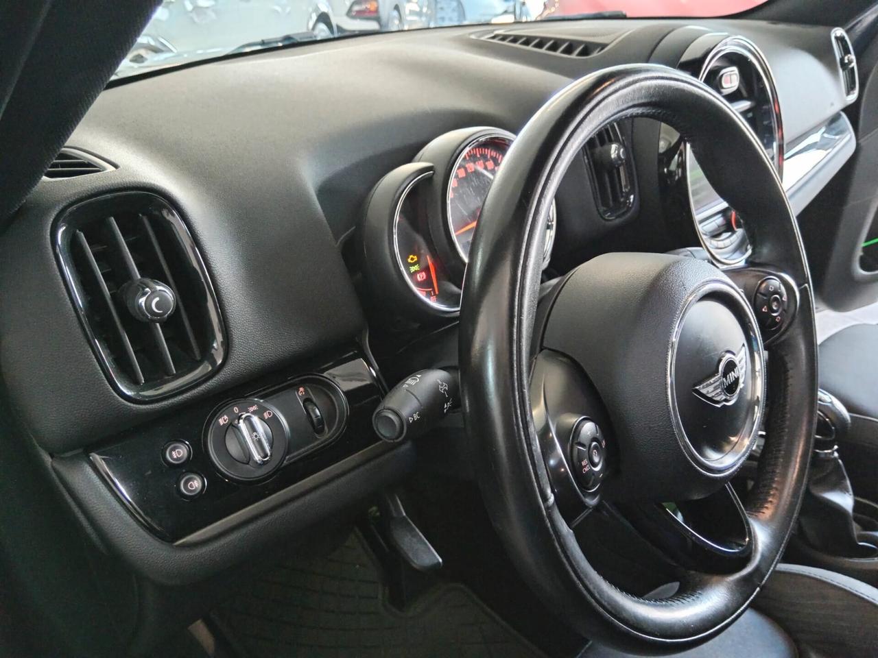Mini Cooper D Countryman 2.0 Business Automatica Full Optional