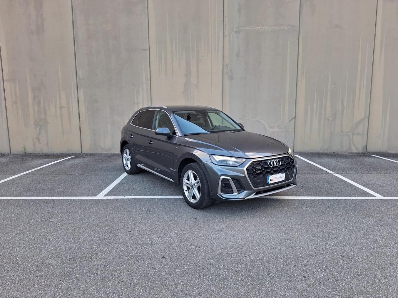 AUDI Q5 40 TDI 204CV QUATTRO S line VIRTUAL
