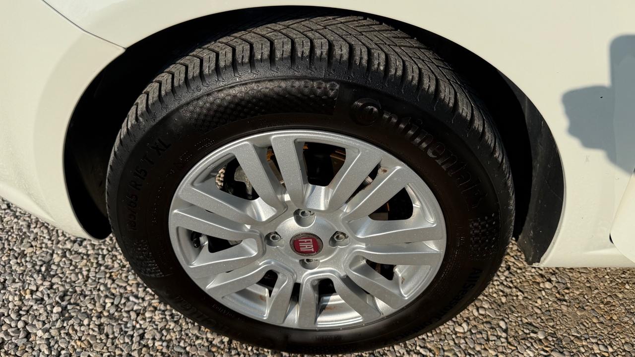 Fiat Punto 1.4 8V 5 porte Easypower Street