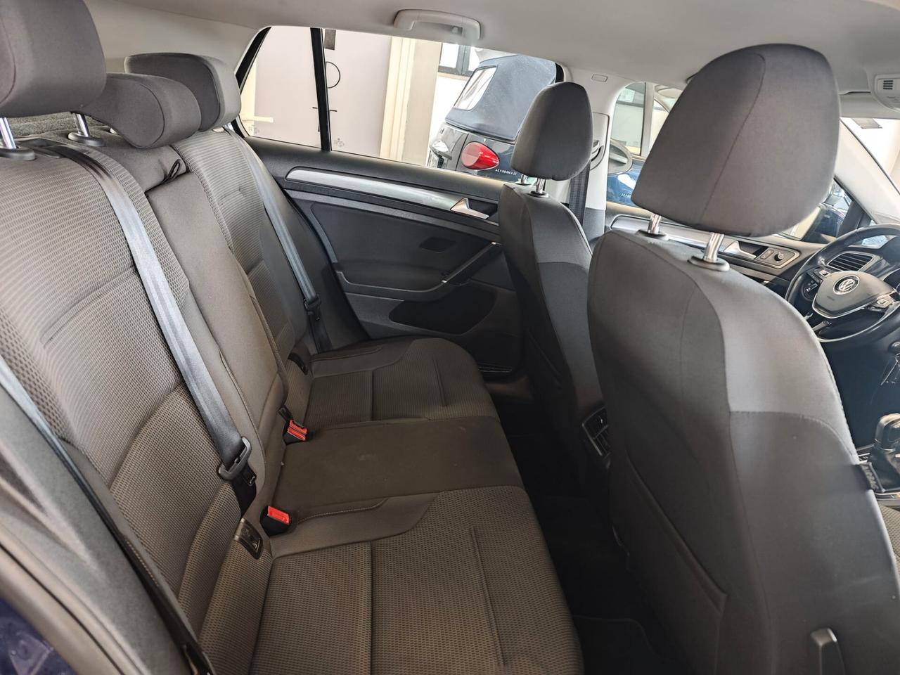 Volkswagen Golf 1.6 TDI 115CV DSG 5p. Business BlueMotion Technology