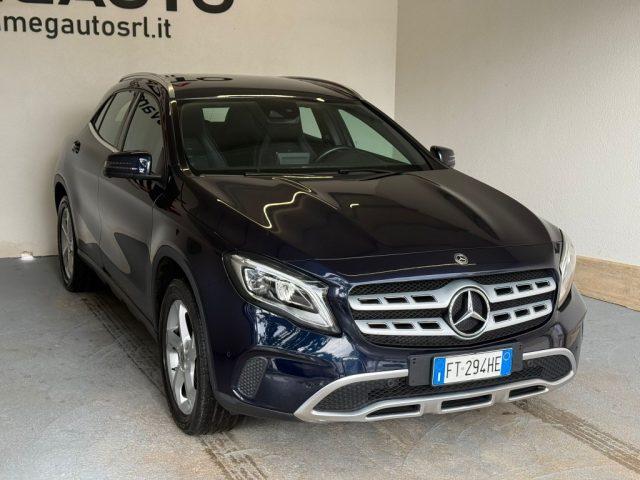 MERCEDES-BENZ GLA 200 d Automatic 4Matic Sport