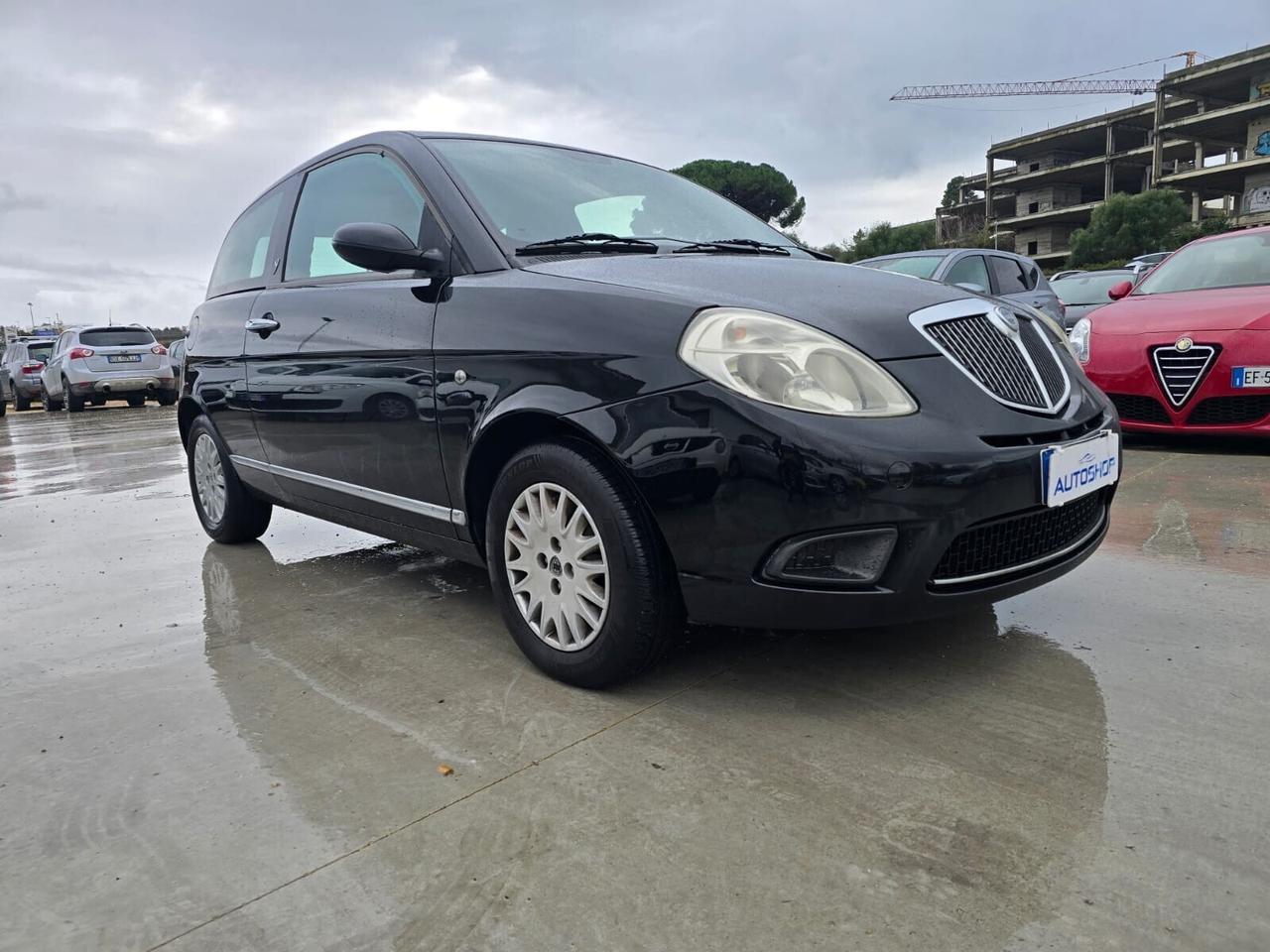 Lancia Ypsilon 1.2 Oro